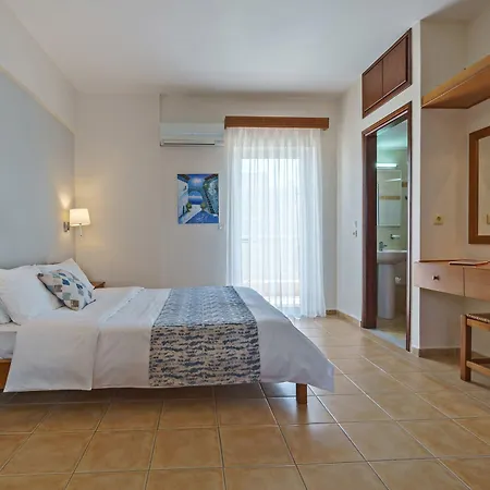 Batis Aparthotel