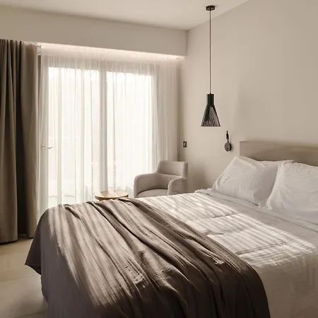 Batis Aparthotel